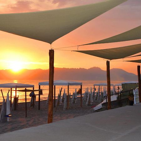Albergo Riviera Spineta Battipaglia Kültér fotó
