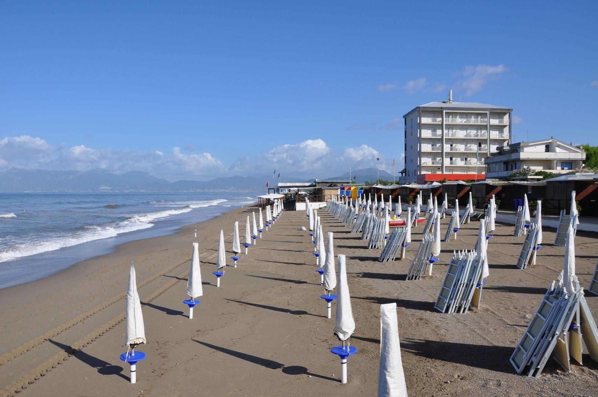 Albergo Riviera Spineta Battipaglia Kültér fotó