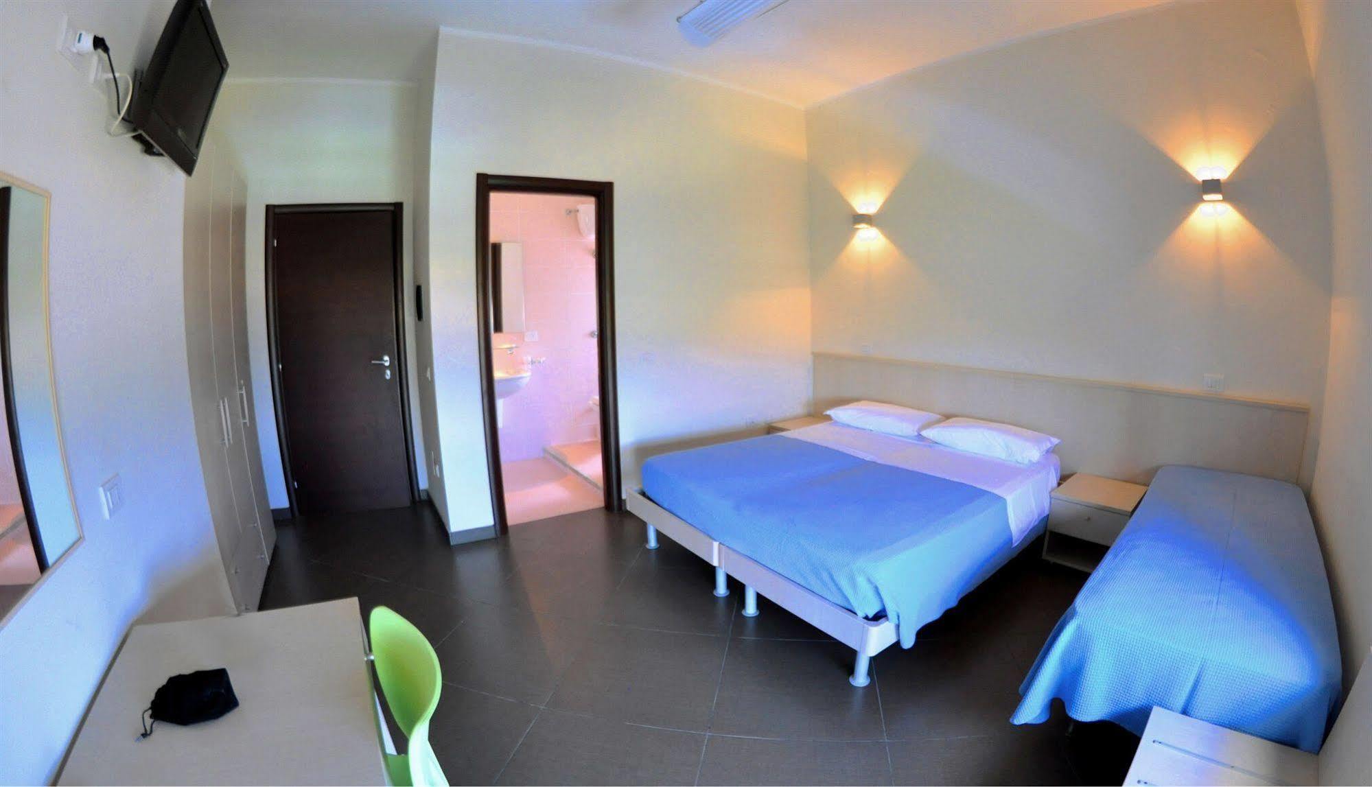 Albergo Riviera Spineta Battipaglia Kültér fotó