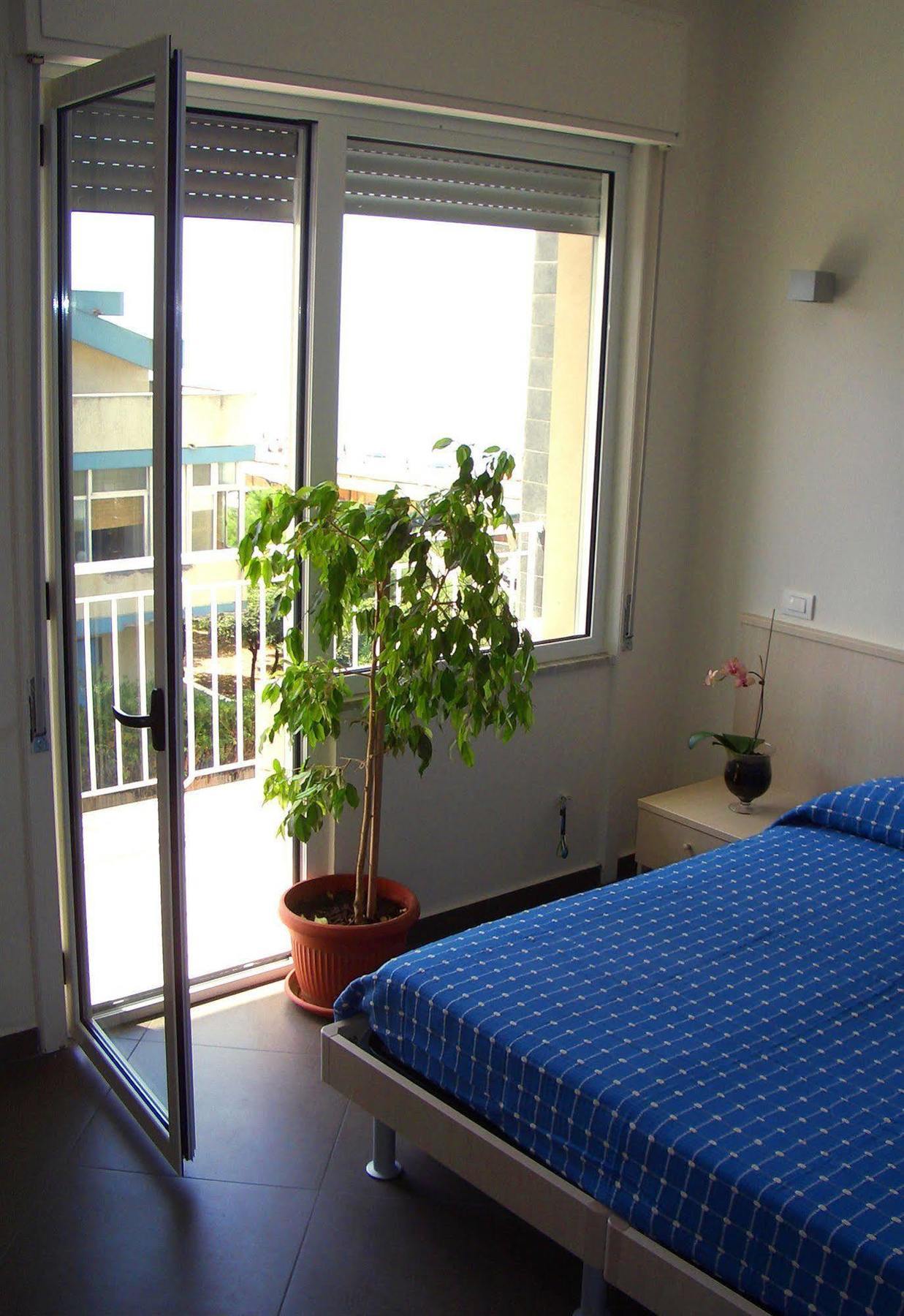 Albergo Riviera Spineta Battipaglia Kültér fotó